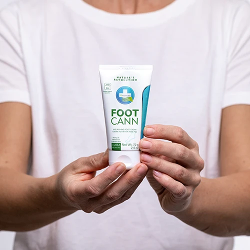 Annabis Footcann Organiczny Krem do Stóp z Mocznikiem 5% i Srebrem Koloidalnym 75 ml.png